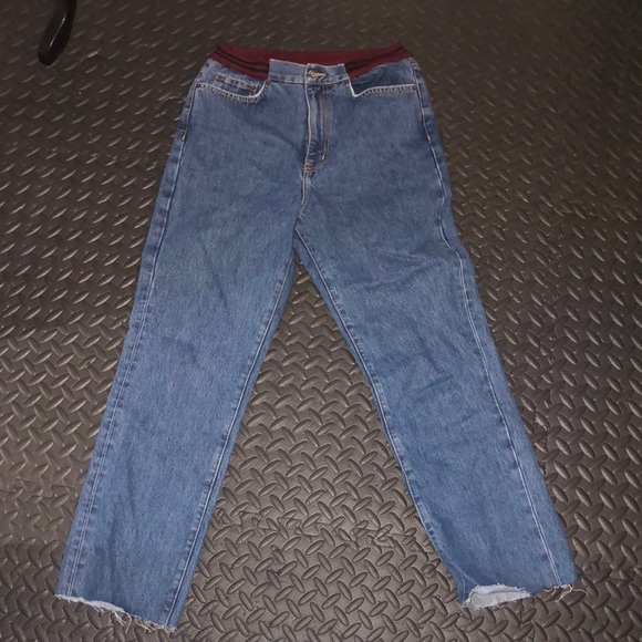 CARMEN JEANS. SIZE 29. EUC. - Picture 1 of 6